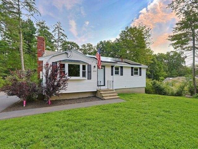 House for sale in Collinsville, Dracut