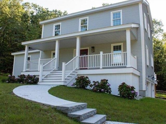 House for sale in Dudley, Massachusetts