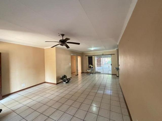 Property for rent in UMhlathuze Municipality, Kwazulu-natal
