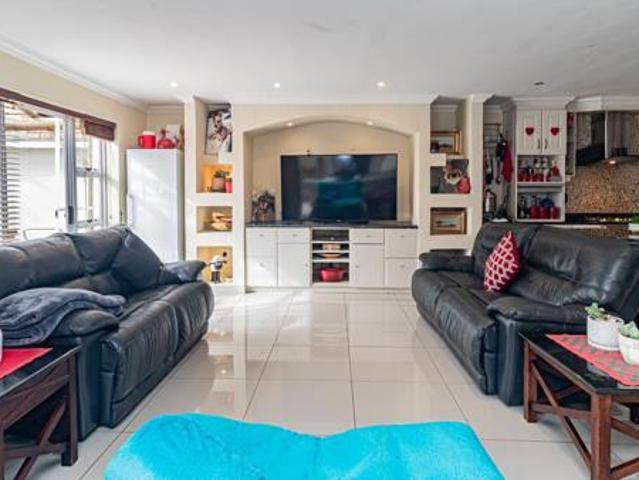Property for sale in Cape Town, Western Cape
