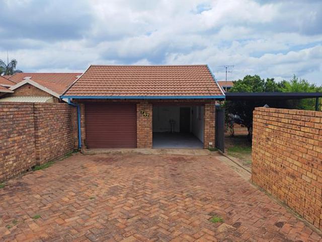 Property for rent in Waterkloof, Gauteng