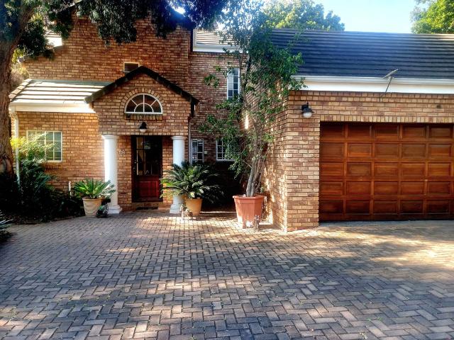 House for rent in Waterkloof, Gauteng