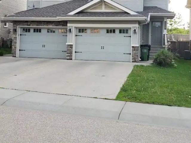 House for rent in Wedgewood, Alberta