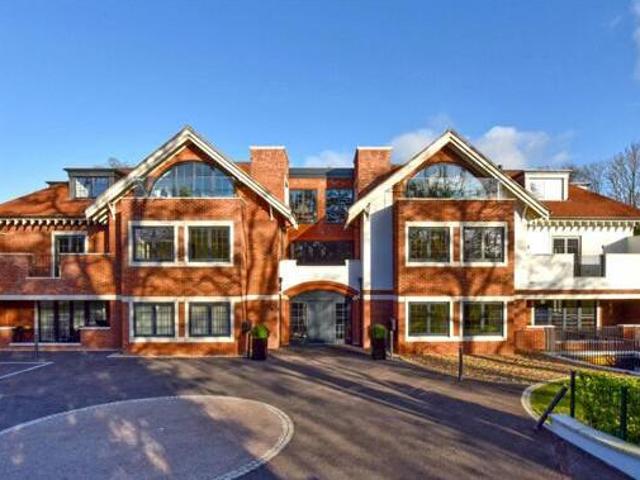 House for sale in Beaconsfield, Penn Bottom