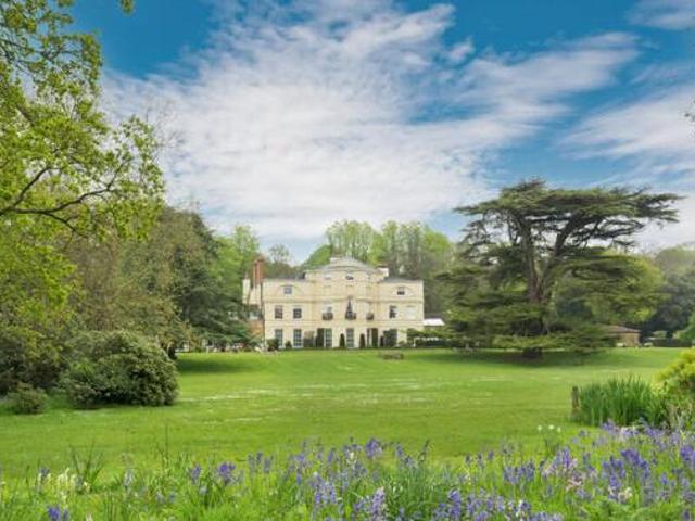 House for sale in Fole, Surrey