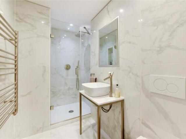Property for rent in Cat Hill
