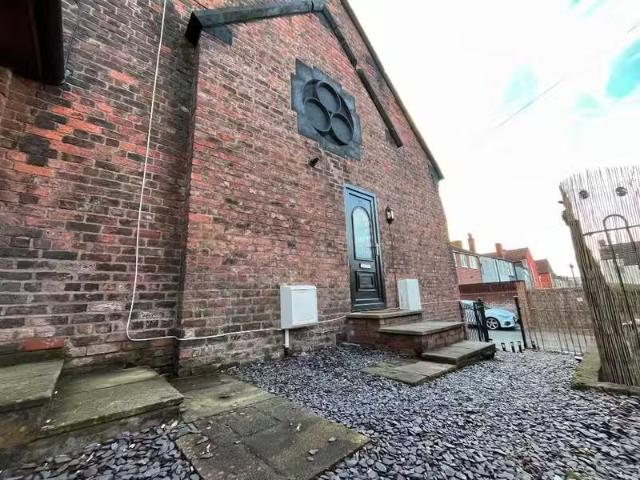 House for rent in Birkenhead, Wirral