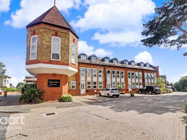 Flat for sale in Sandon, Chelmsford
