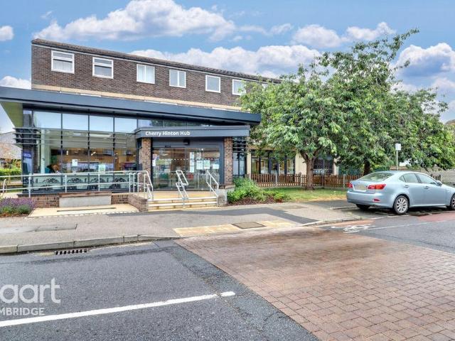 Flat for sale in Arbury, Cambridgeshire