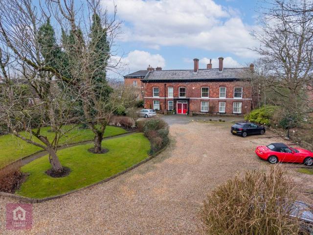 Flat for sale in Chapel Field, Bury