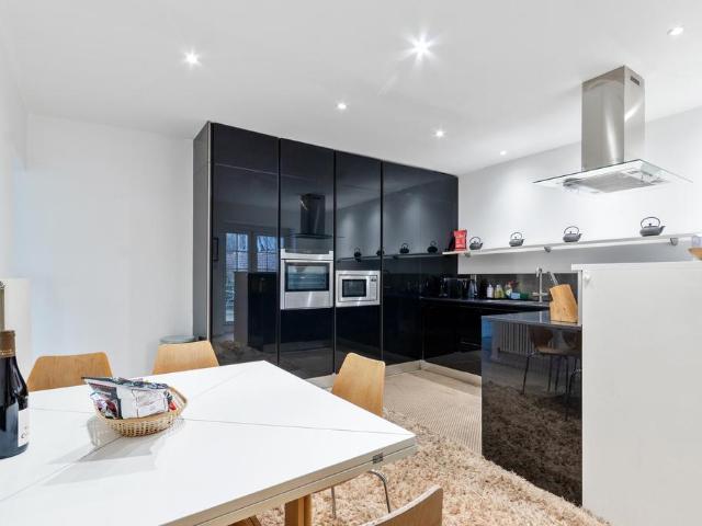Flat for sale in Notting Hill, Greater London