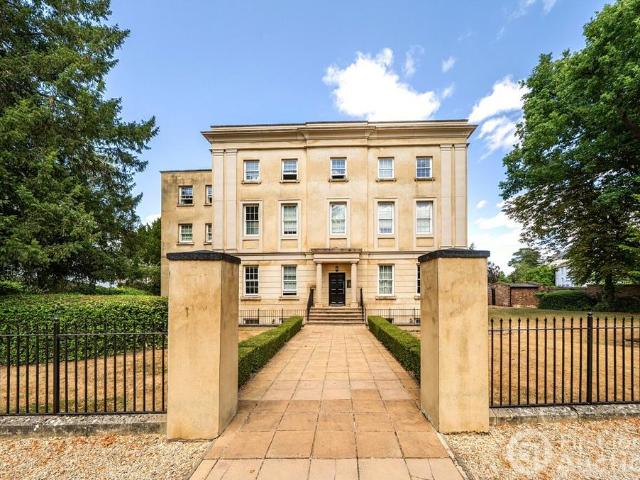 Flat for sale in Golden Valley, Gloucestershire