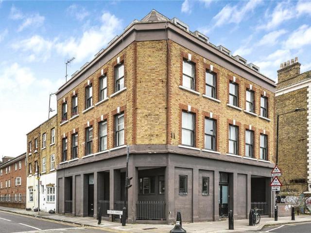 Flat for sale in Bethnal Green, Greater London