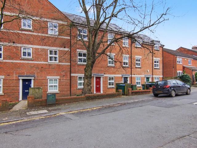 Flat for sale in West Midlands