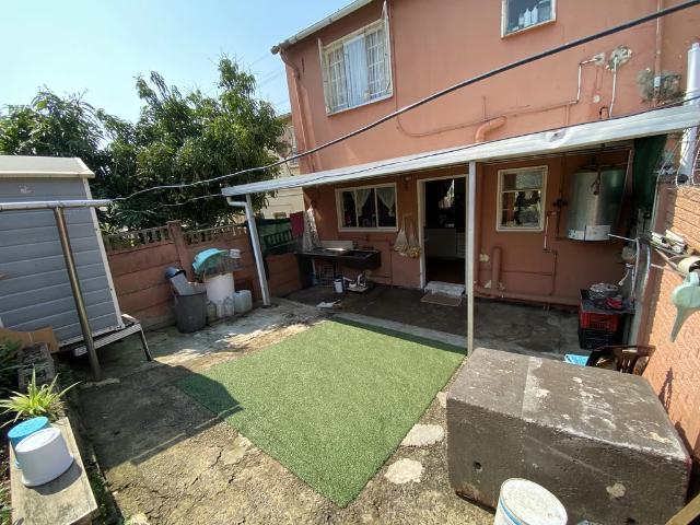 Apartment for sale in Phoenix, Kwazulu-natal