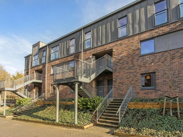 Flat for sale in Canonmills, Scotland