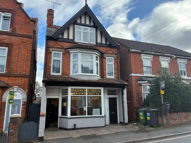 Flat for sale in Headless Cross, Redditch