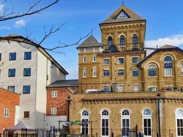 House for sale in Fordham Heath