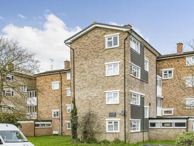 House for sale in Batchworth, Hertfordshire