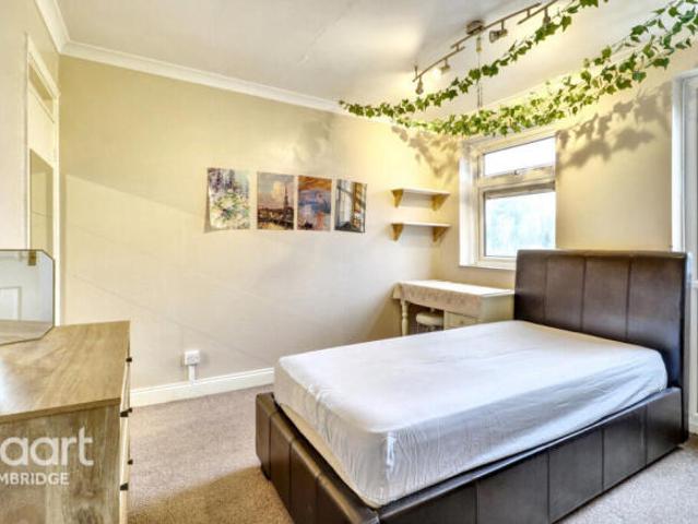 Apartment for sale in Arbury, Cambridgeshire