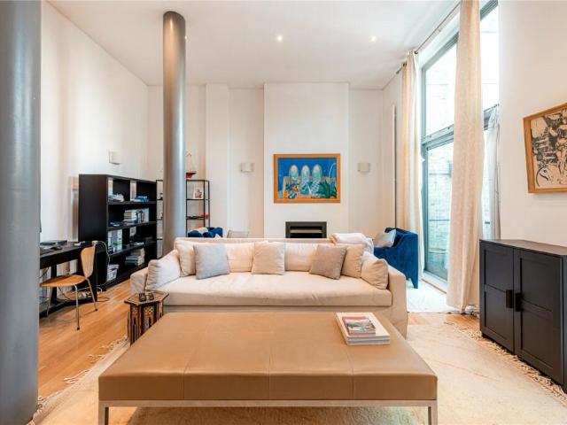 Apartment for sale in Notting Hill