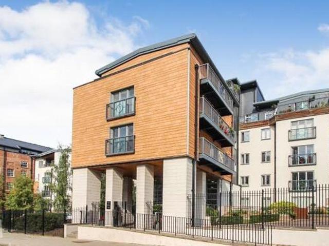 House for sale in Lakenham, East Bank