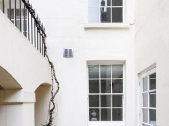 Apartment for sale in Cat Hill