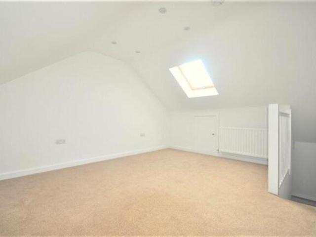Apartment for sale in North Watford, Hertfordshire