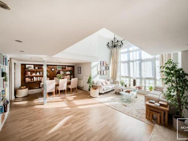Apartment for sale in Metchley, Birmingham