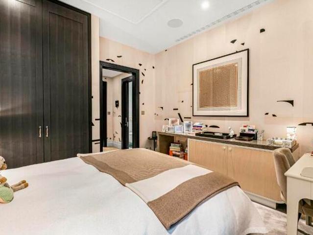 Apartment for sale in Cat Hill