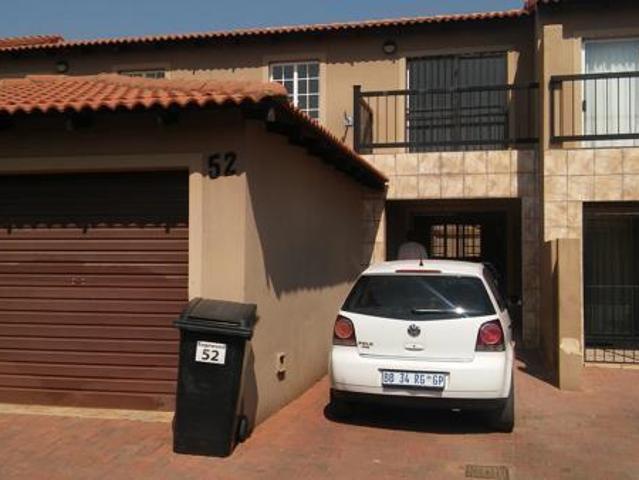 Apartment for rent in Waterkloof, Gauteng