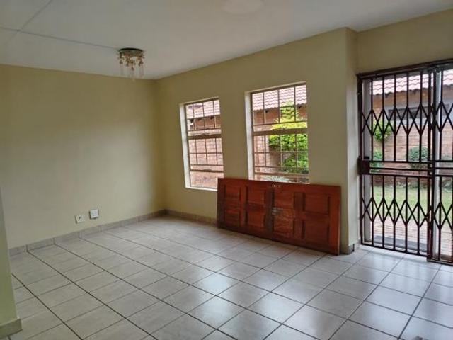 House for rent in Waterkloof, Gauteng