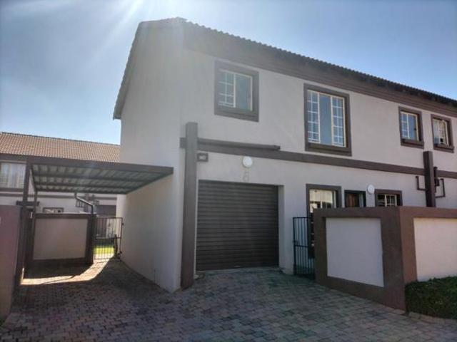 Apartment for rent in Waterkloof, Gauteng