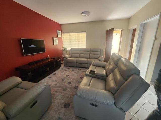 House for sale in UMhlathuze Municipality, Kwazulu-natal