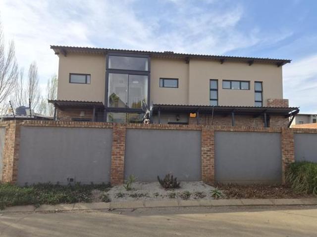 House for sale in Dr Kenneth Kaunda, North West