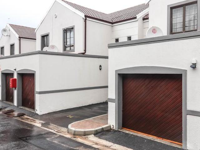 House for sale in Cape Town, Western Cape
