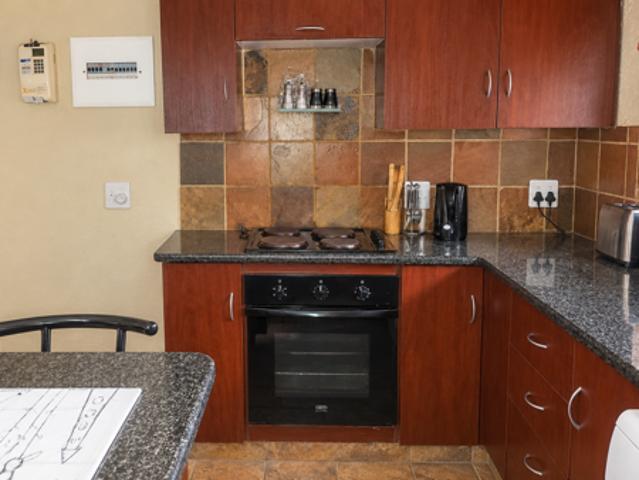 House for rent in Hartbeespoort Dam Nature Reserve, North West