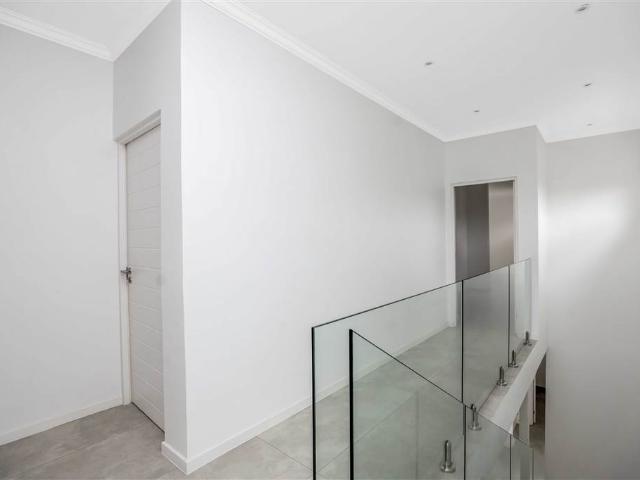 House for sale in Johannesburg, North & Sandton