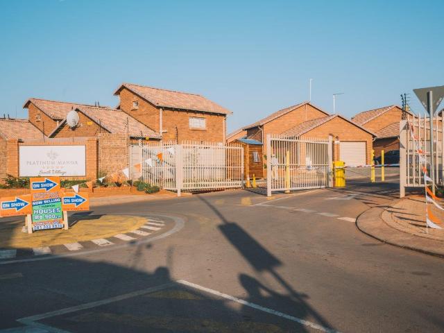 House for sale in Akasia, Gauteng