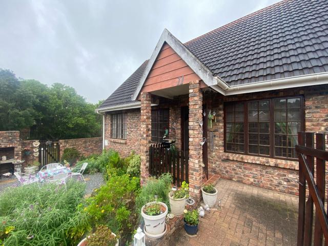 House for sale in Groot Brak Rivier, Western Cape