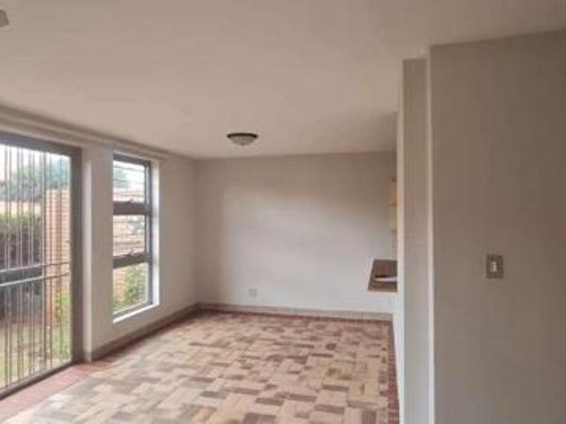 House for rent in Waterkloof, Gauteng