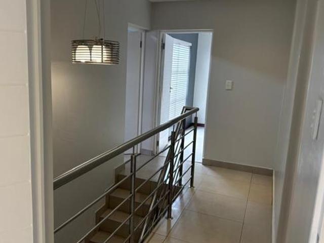 House for rent in Waterkloof, Gauteng