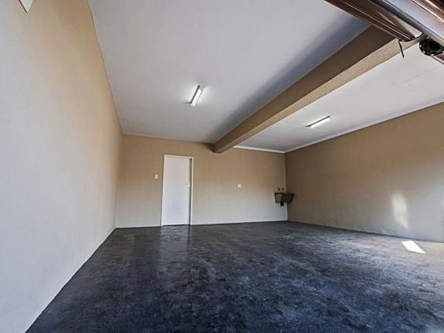 House for rent in Waterkloof, Gauteng