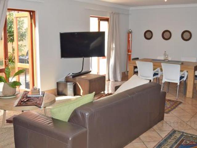 House for rent in Waterkloof, Gauteng