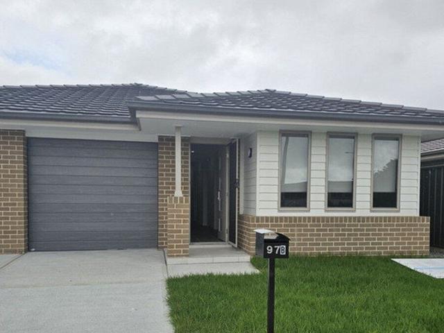 Duplex for rent in Hamlyn Terrace, Central Coast Council