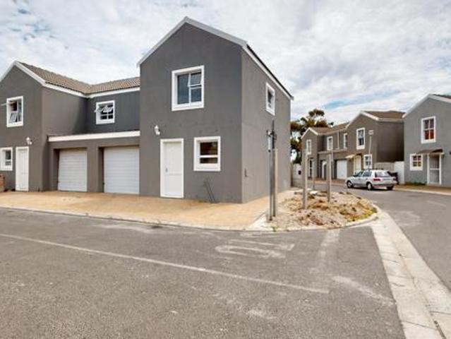 House for sale in Cape Town, Western Cape