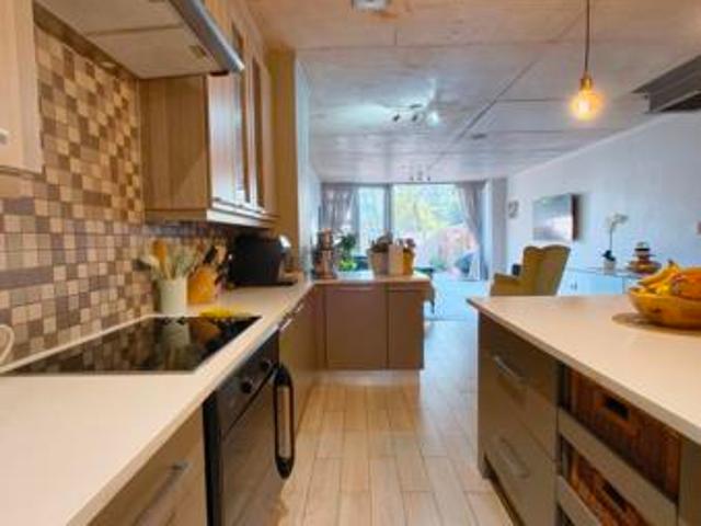 House for rent in Waterkloof, Gauteng