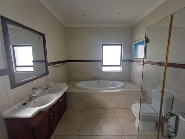 House for sale in UMhlathuze Municipality, Kwazulu-natal