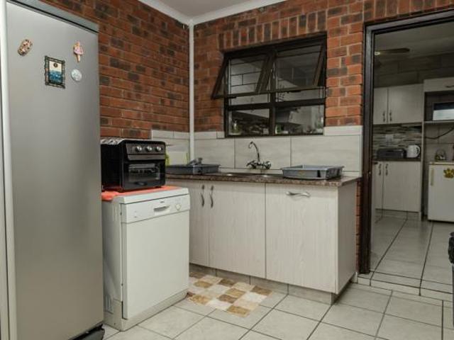House for sale in UMhlathuze Municipality, Kwazulu-natal
