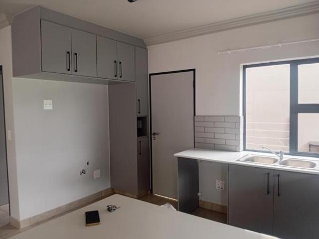 House for rent in Waterkloof, Gauteng